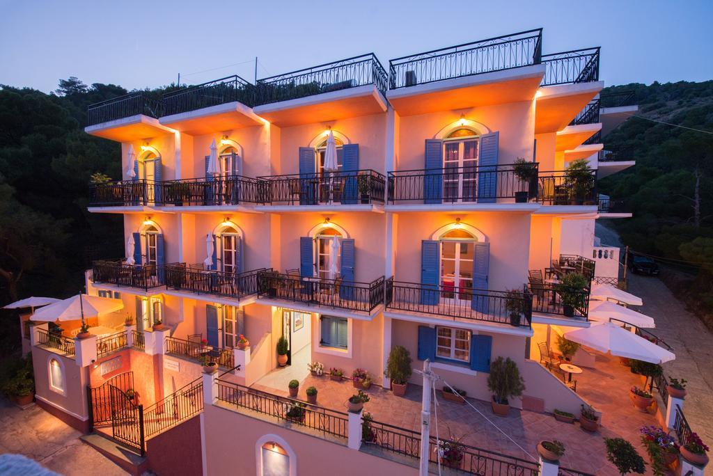 Maria Studios Poros Town Exteriör bild