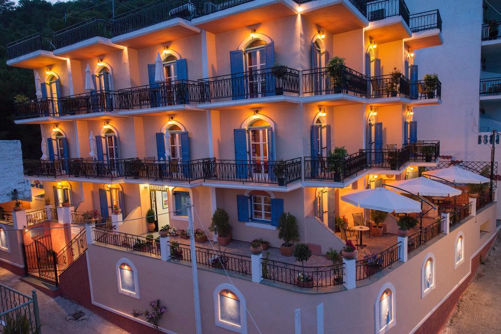 Maria Studios Poros Town Exteriör bild