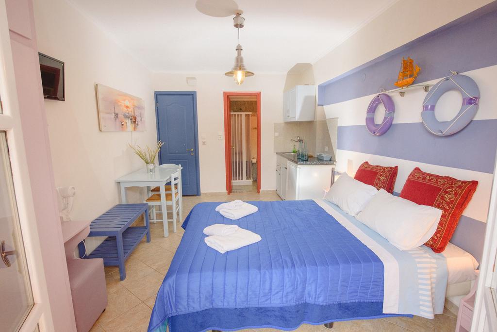 Maria Studios Poros Town Exteriör bild